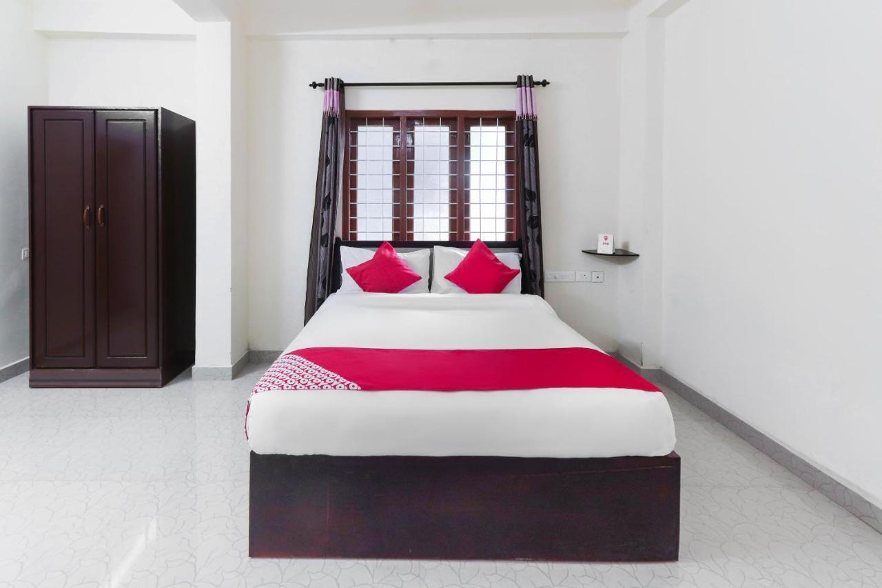 Oyo 49244 Green Castle Residency Hotel Nedumkandam Exterior photo