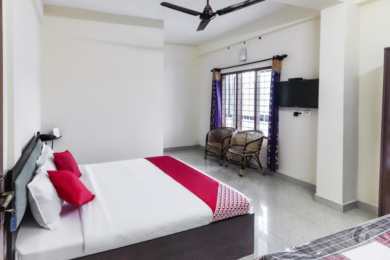 Oyo 49244 Green Castle Residency Hotel Nedumkandam Exterior photo