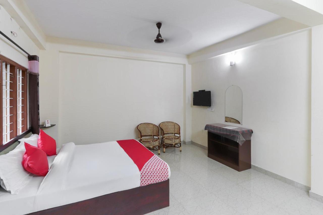 Oyo 49244 Green Castle Residency Hotel Nedumkandam Exterior photo