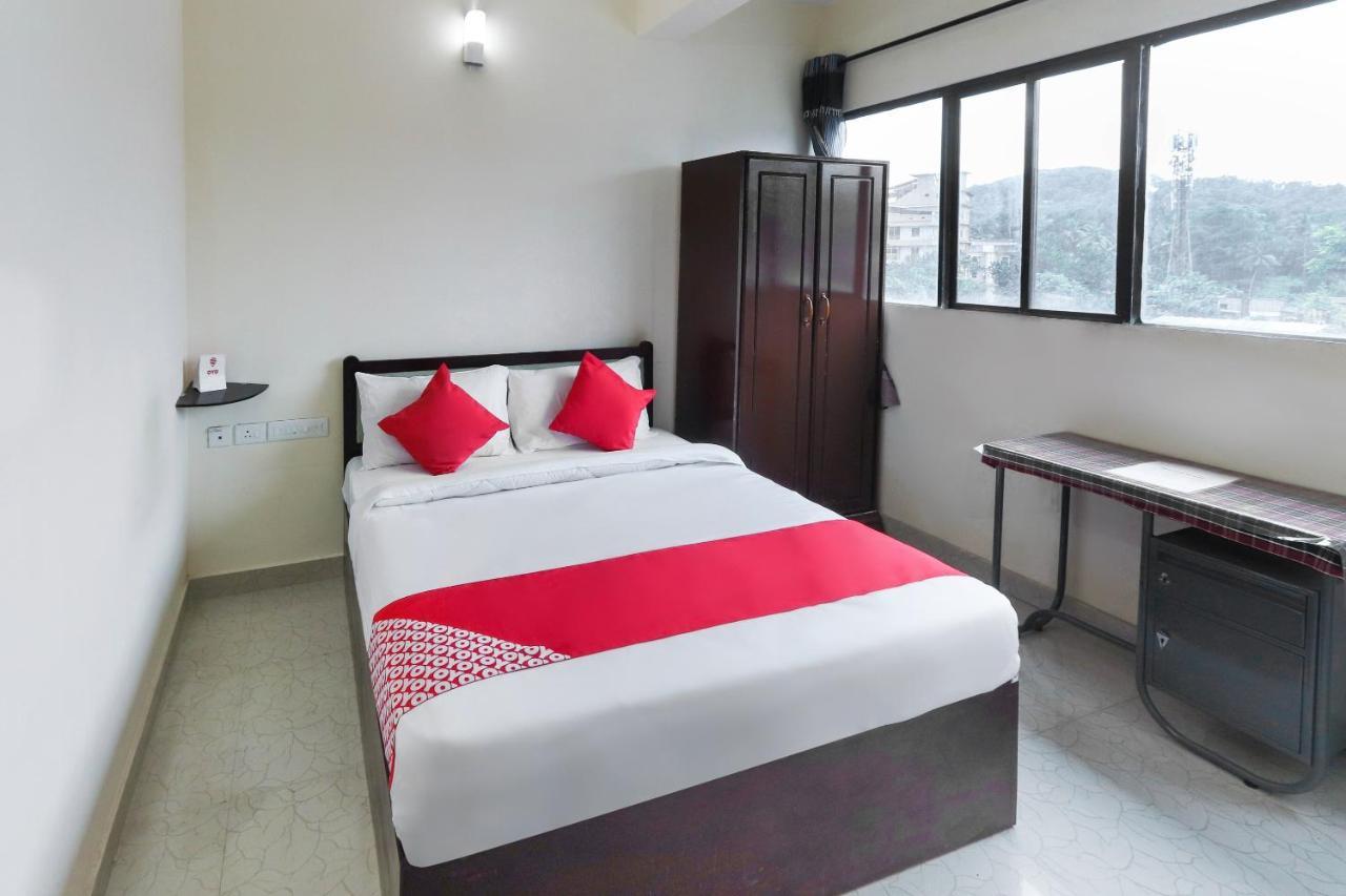 Oyo 49244 Green Castle Residency Hotel Nedumkandam Exterior photo
